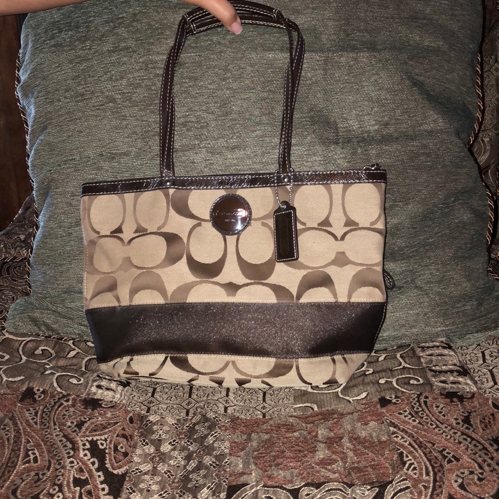 Coach shoulder purse